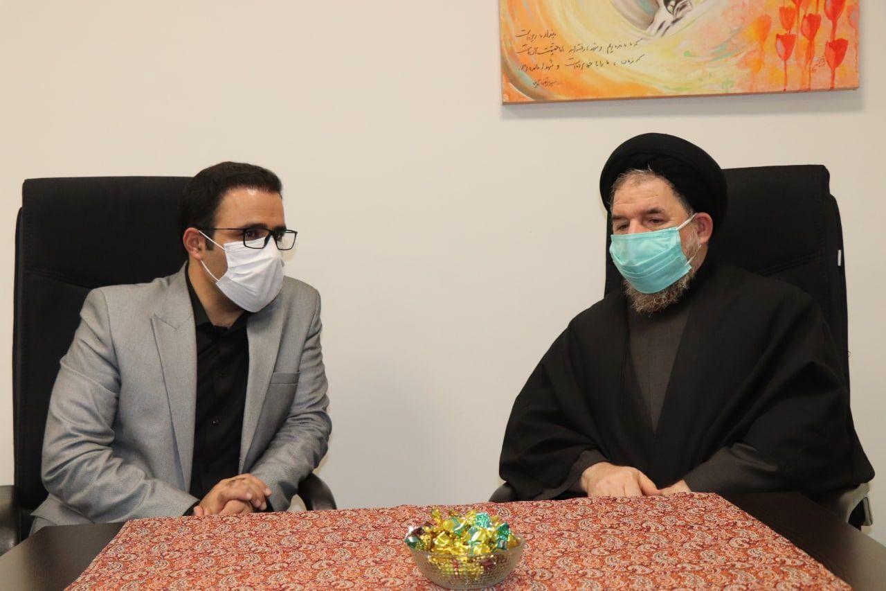مراسم غبار روبی و عطرافشانی مزار شهدای اسکو به مناسبت دهه مبارک فجر