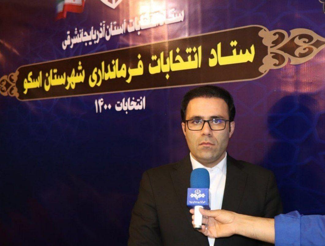 جلسه بررسی مسائل و مشکلات روستای اسفنجان و بازدید میدانی فرماندار شهرستان اسکو از روستا